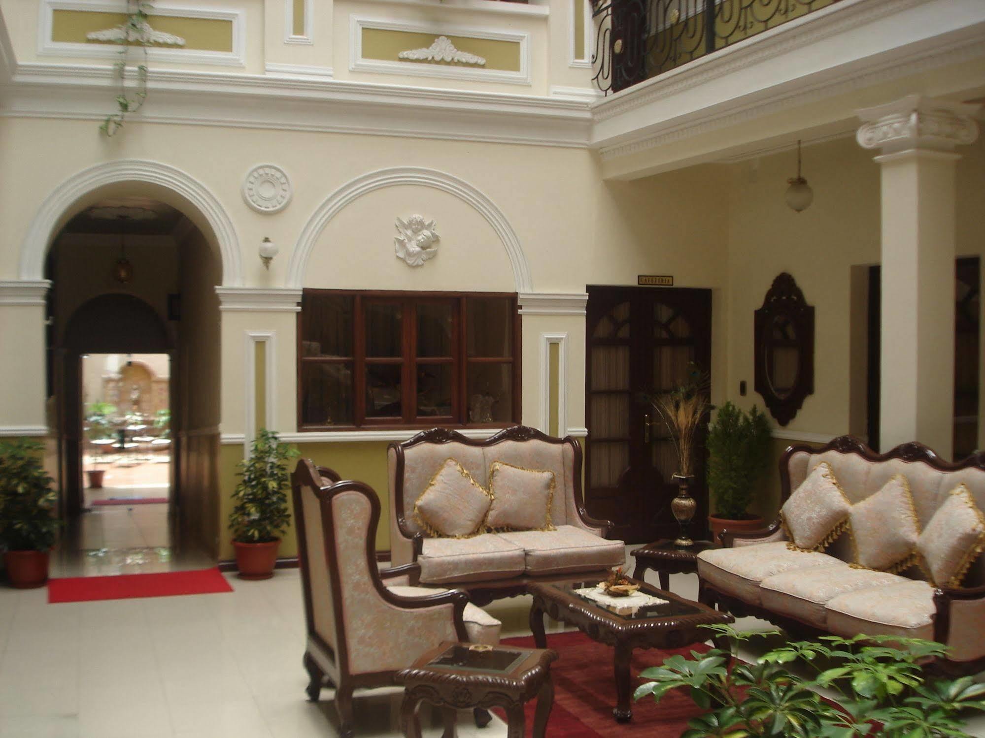 San Marino Royal Hotel Sucre Luaran gambar